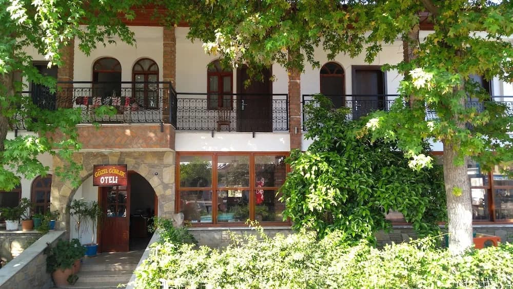 Guzel Gunler Oteli