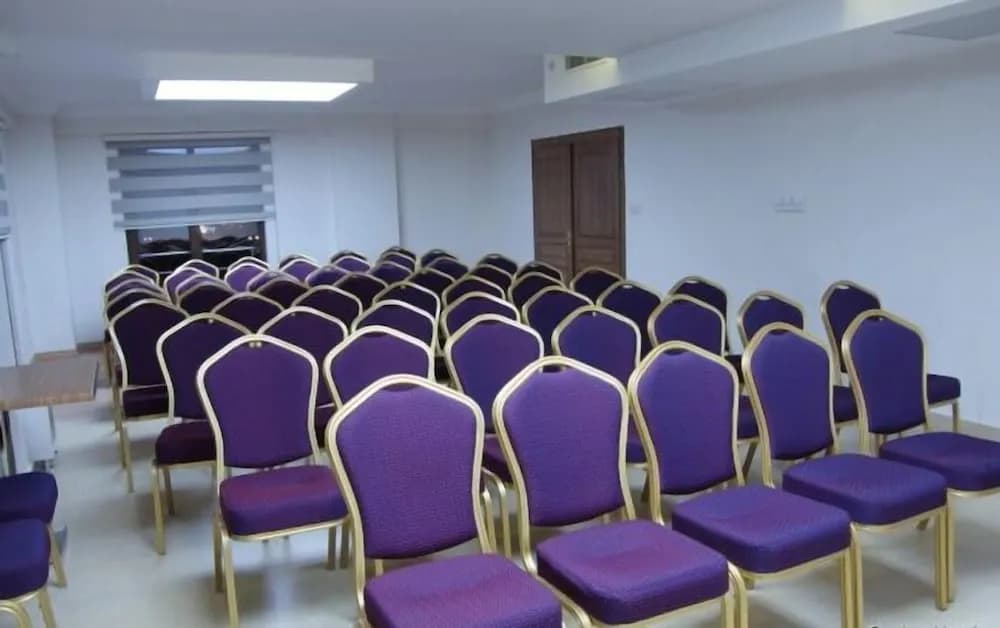 Toplantı salonu/imkânları