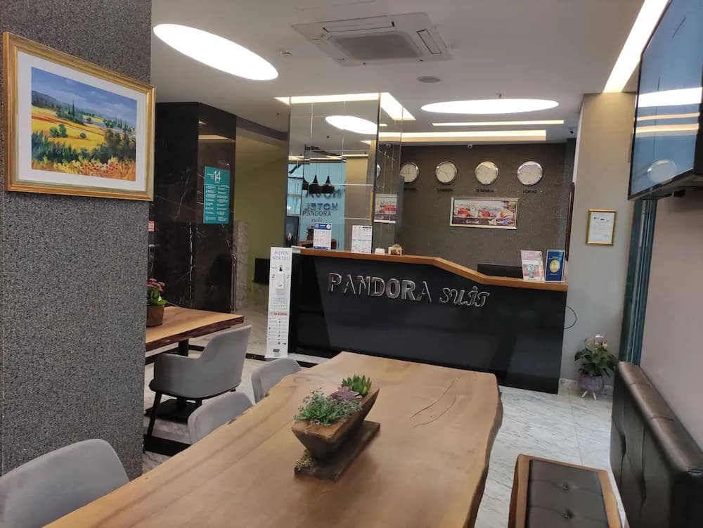 Pandora Suit Otel