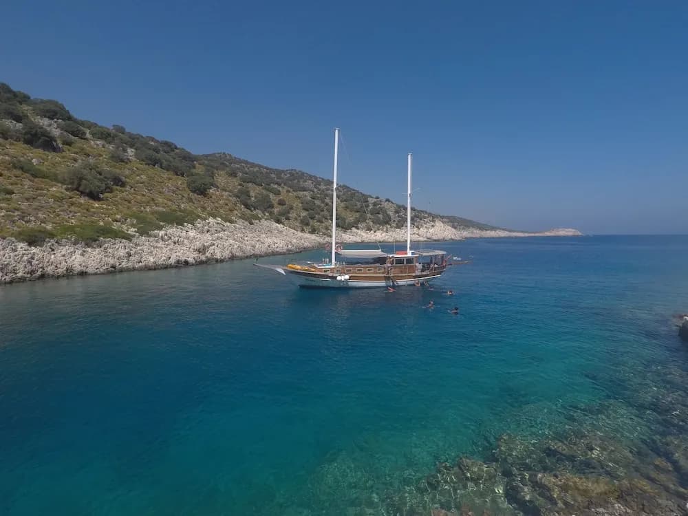 Dilara Boat