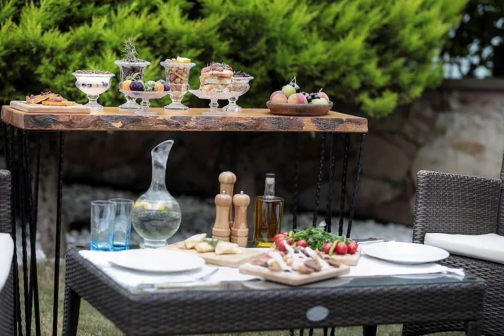 Çiftler için yemek servisi