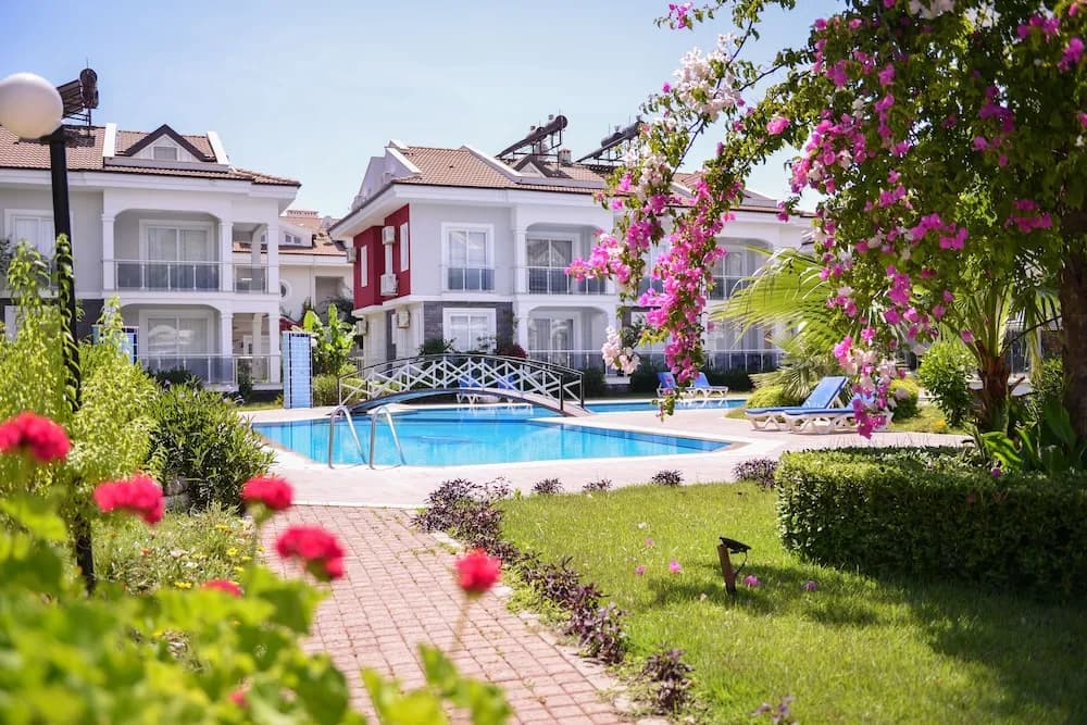 Sea Heaven Legend Apartments