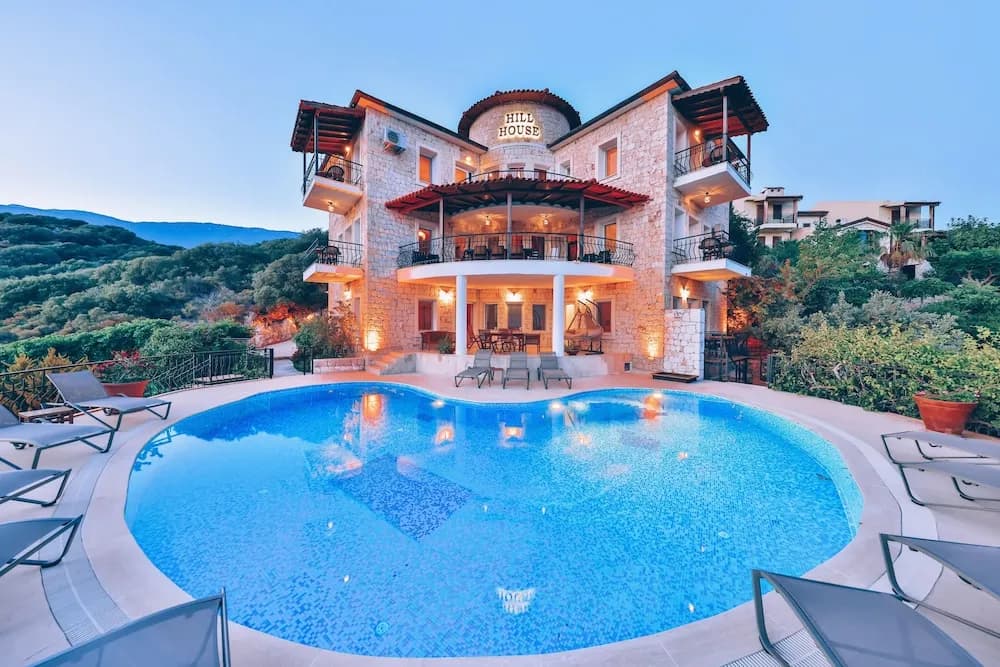 Hill House Yetişkinlere Özel