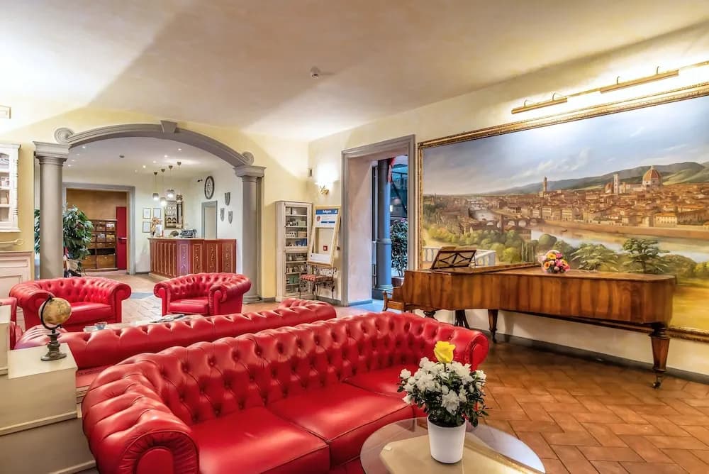 Hotel Alba Palace