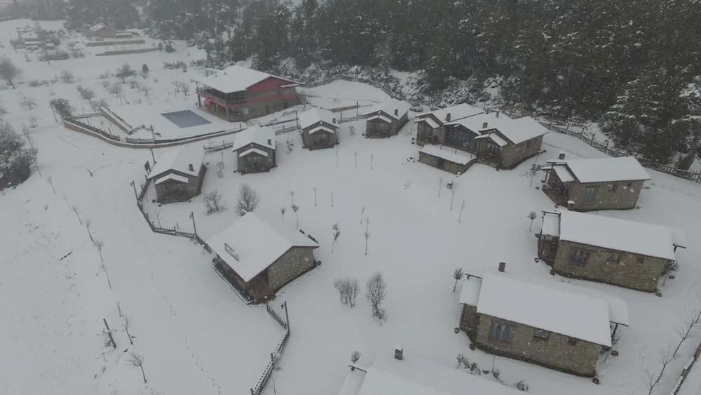 Cameli Tas Konaklar