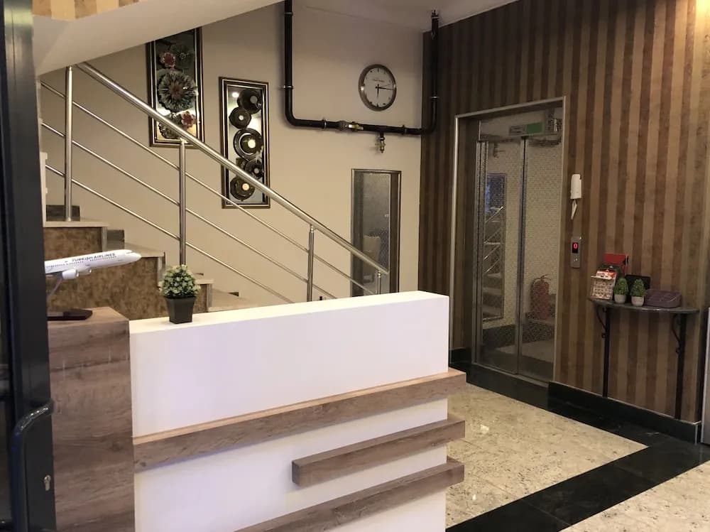 Lobi dinlenme salonu