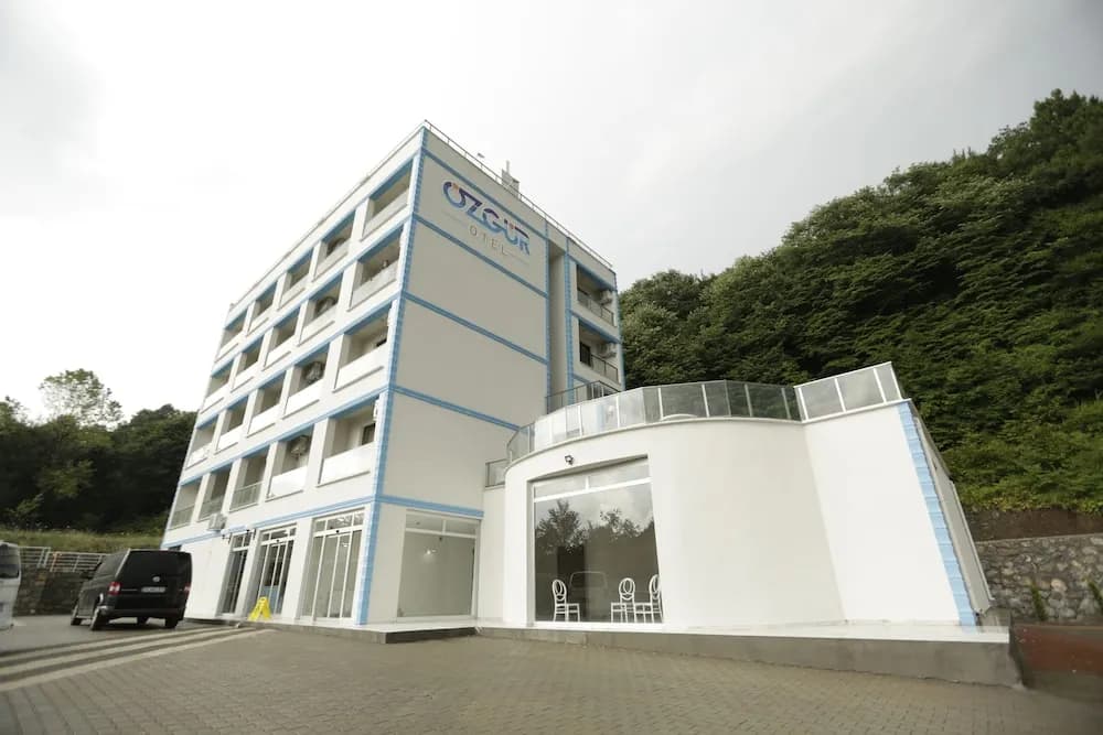 Ozgur Otel
