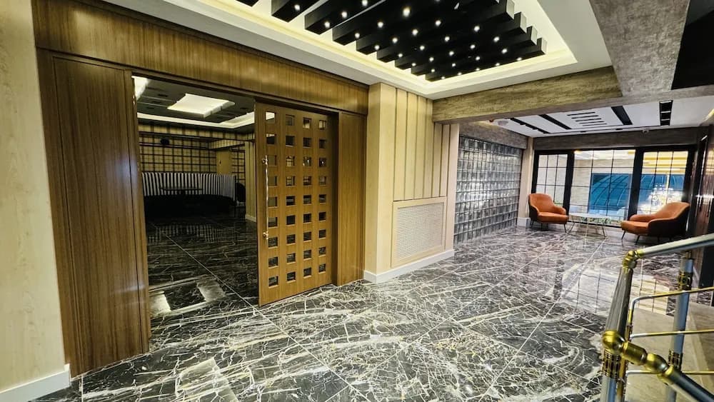 EL BABOO'S HOTEL