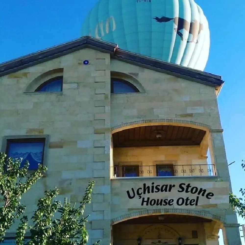 Uçhisar Stone House