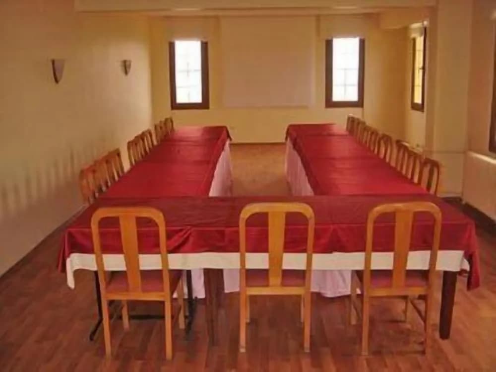 Toplantı salonu/imkânları