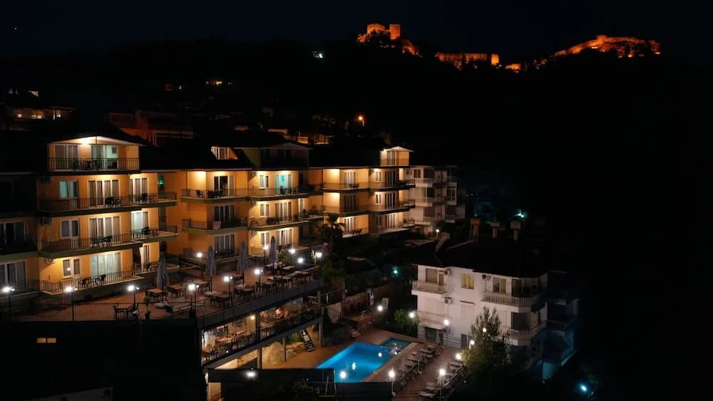 Bella Vista Suit Hotel