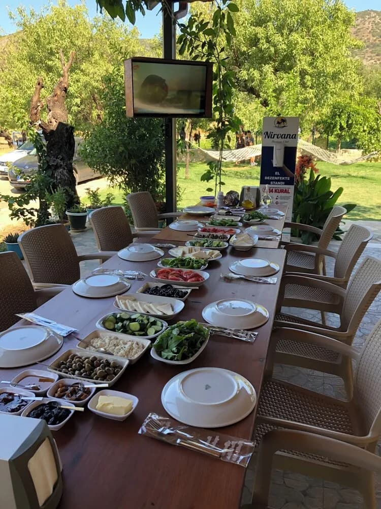 Kahvaltı servisi