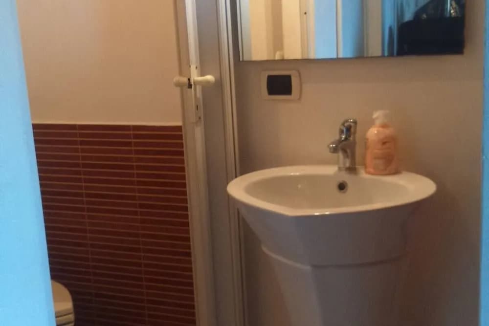 Banyo lavabosu