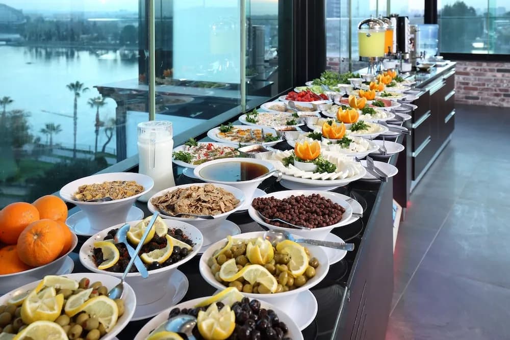 Açık büfe kahvaltı