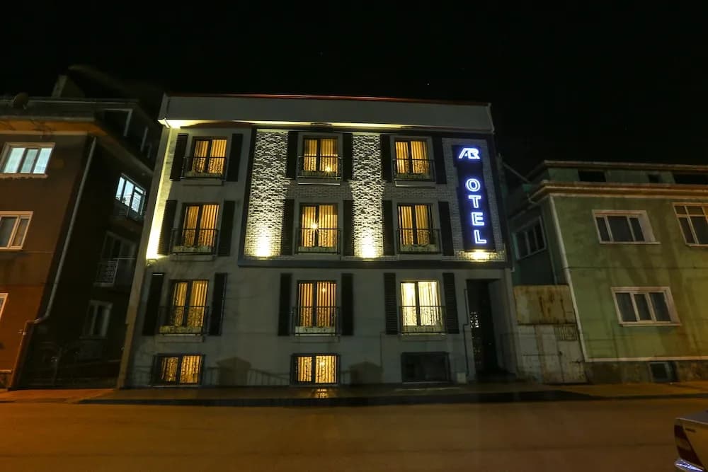 Konaklama yerinin ön cephesi