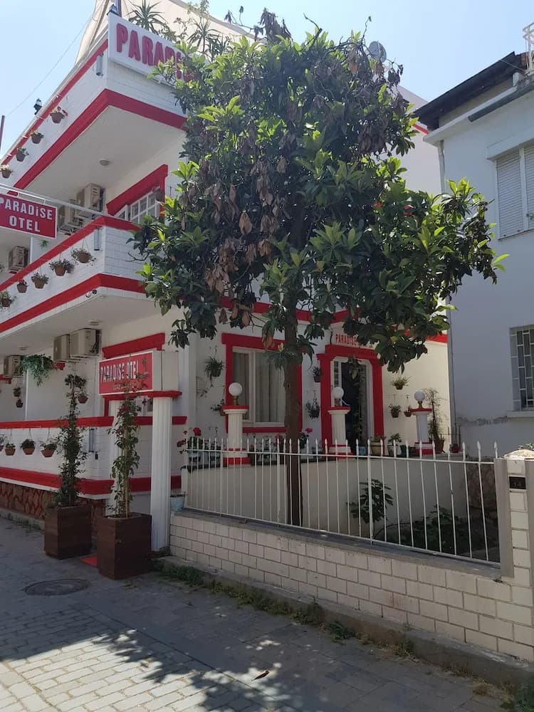 Paradise Hotel