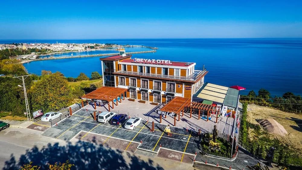 Beyaz Otel Gerze
