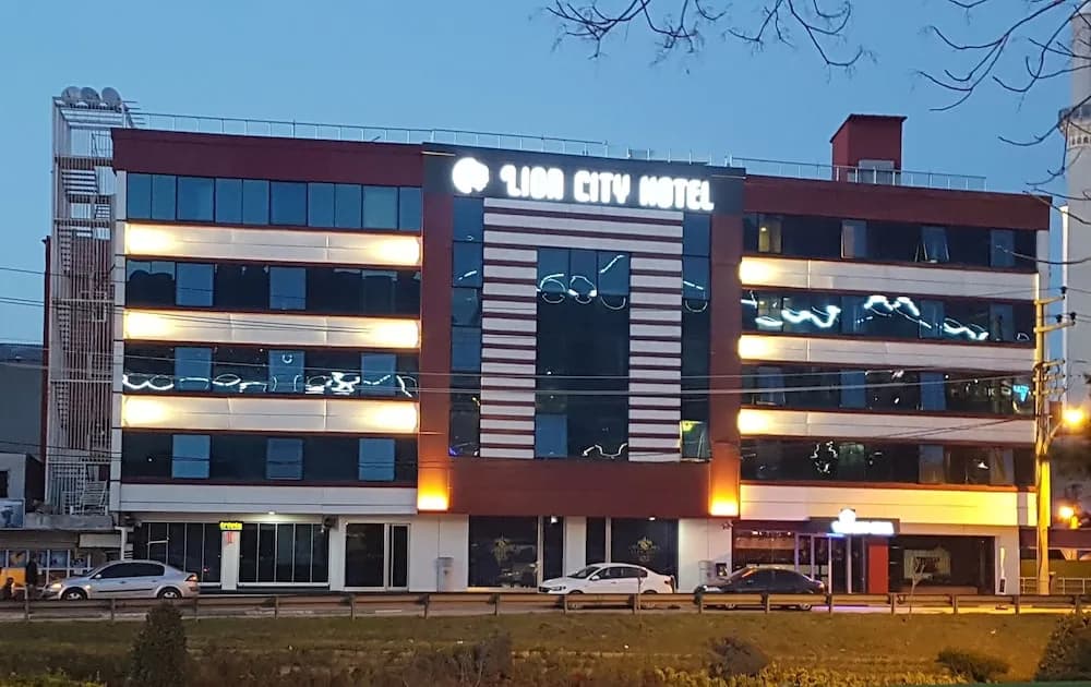 Lion City Hotel