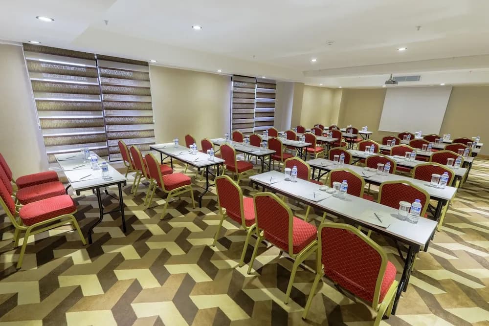 Toplantı salonu/imkânları