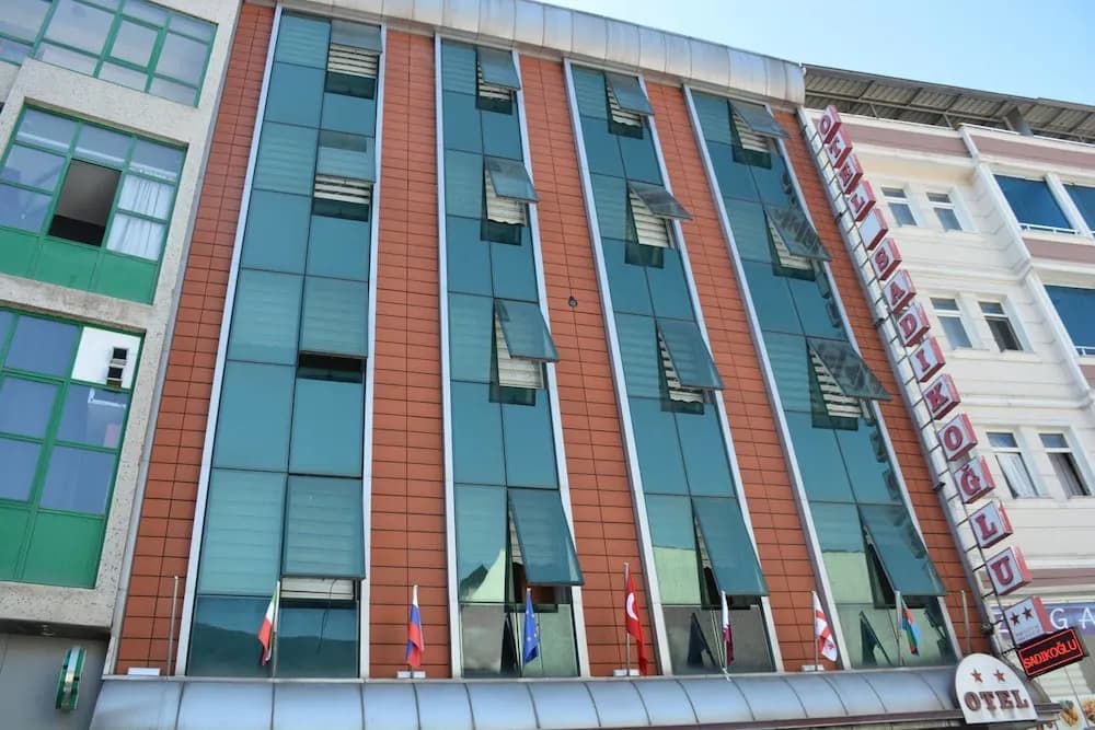 Sadikoglu Oteli