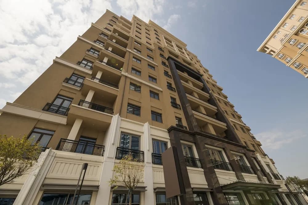 Ist flats Serviced Apartments - EMAAR SQ