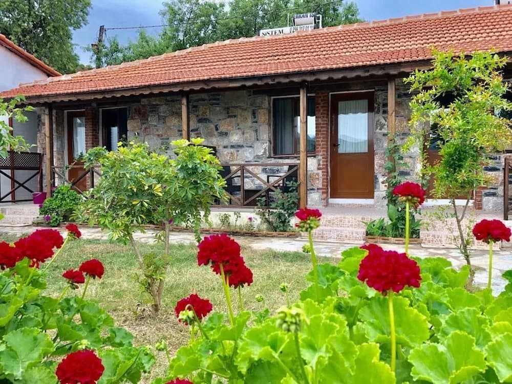 Salkım Sahil Evi