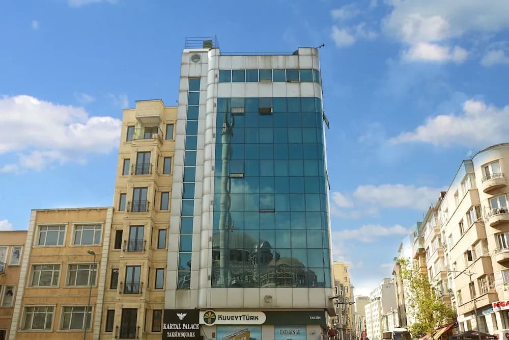 Kartal Palace Taksim Square
