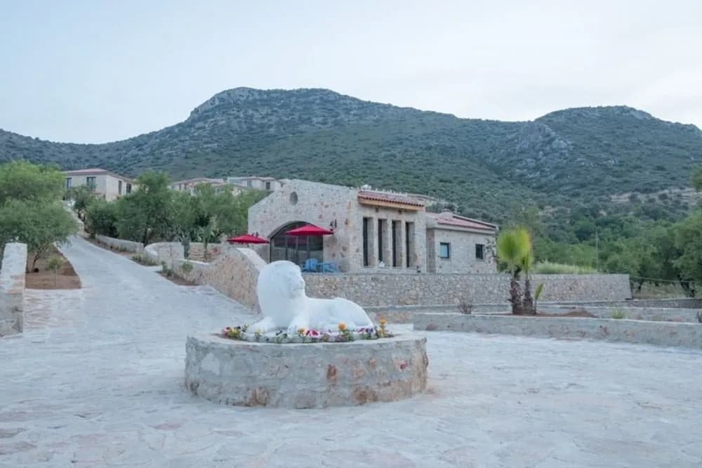 Karia Hotel