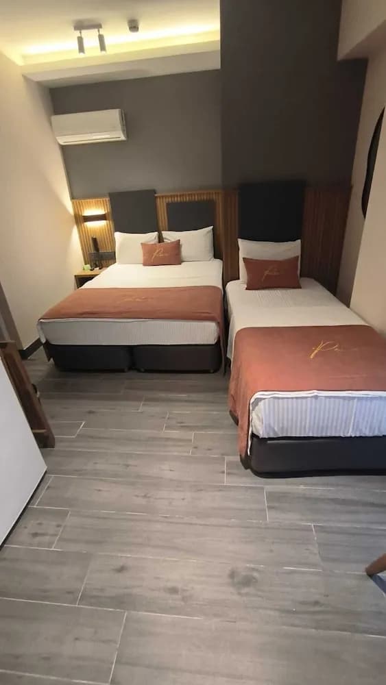 Roi Hotel İzmir