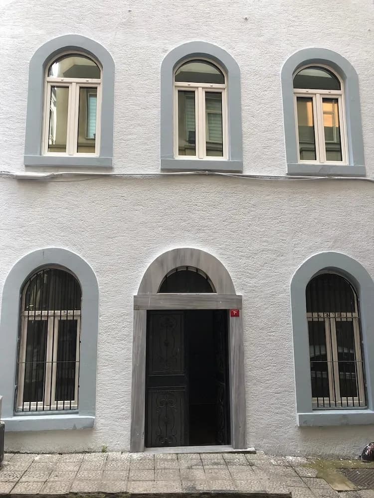 Flats Company Ajda Apartment