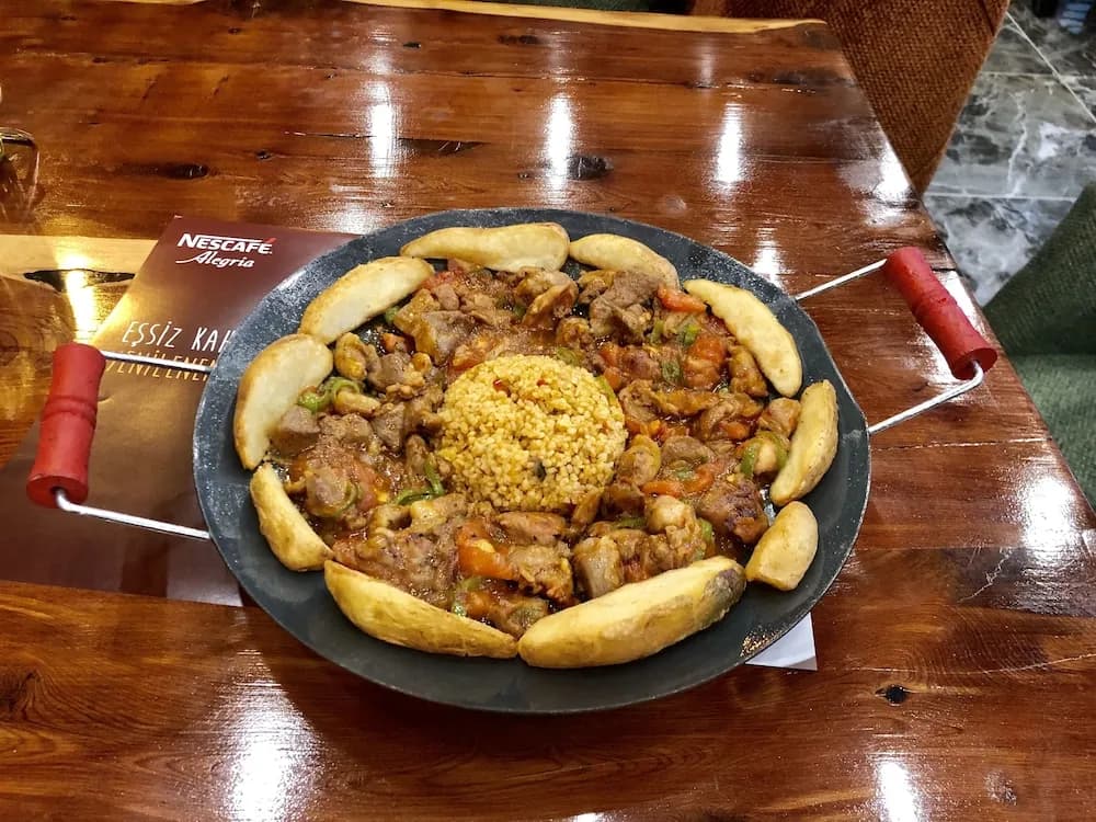 Yemek ve içecek