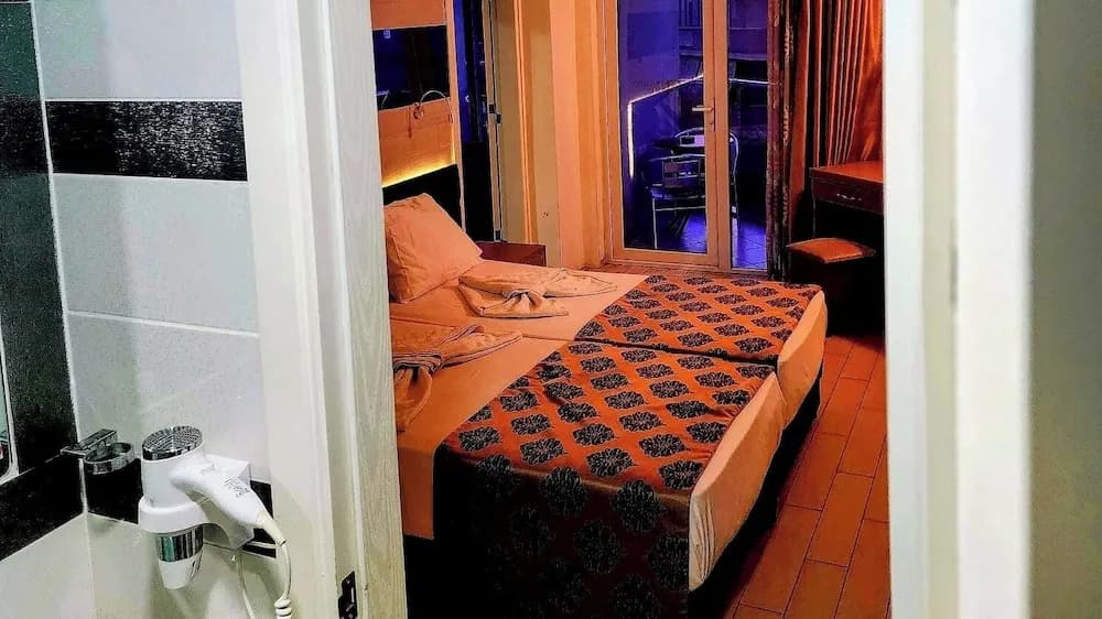 Cleopatra City Hotel
