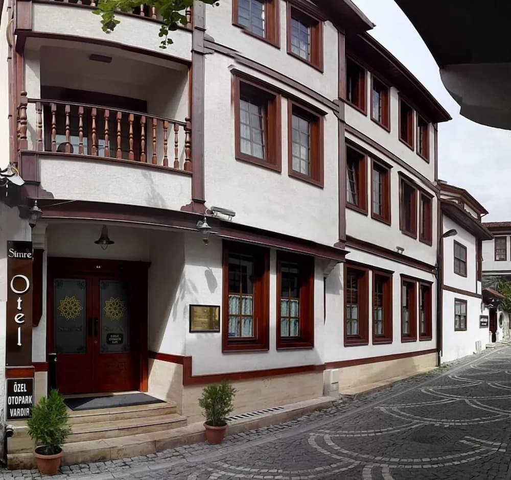 Simre Otel