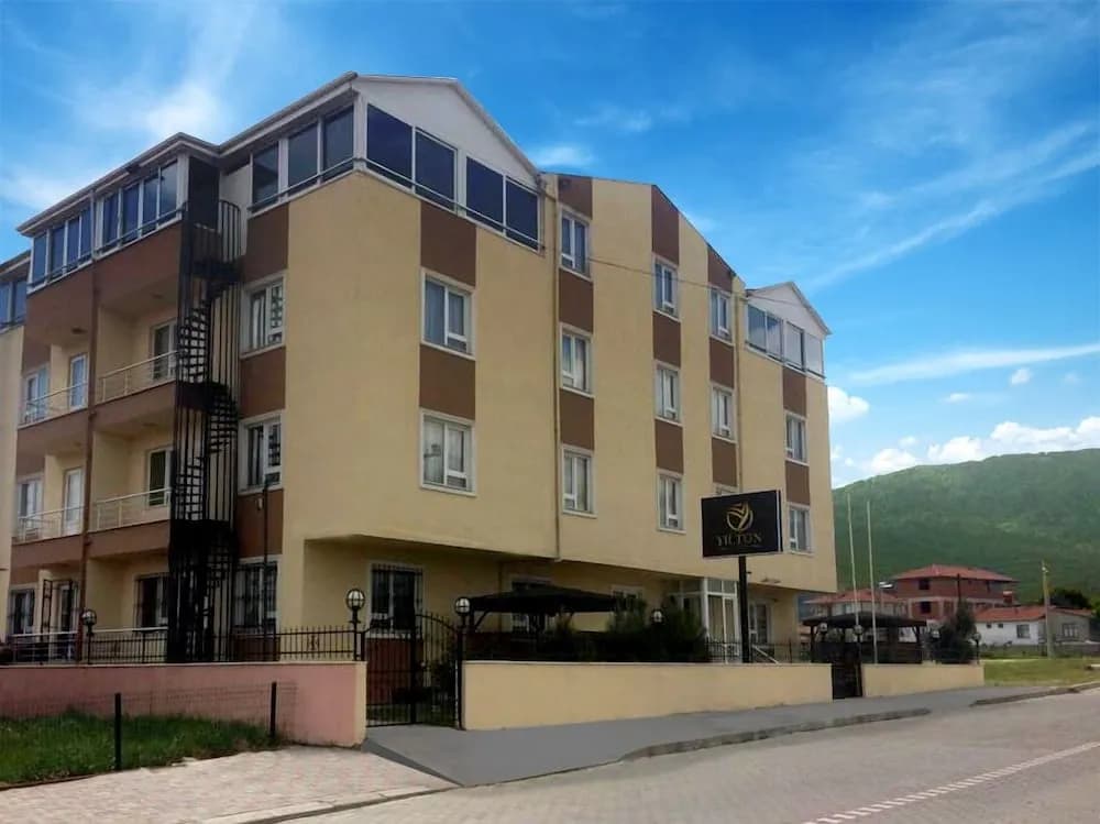 Yilton Otel