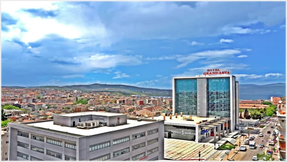Grand Asya Hotel