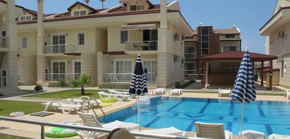 Villa CEB1 by JoyLettings