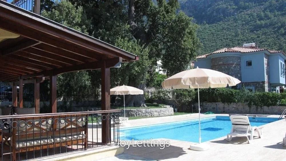 Villa FT11 by JoyLettings