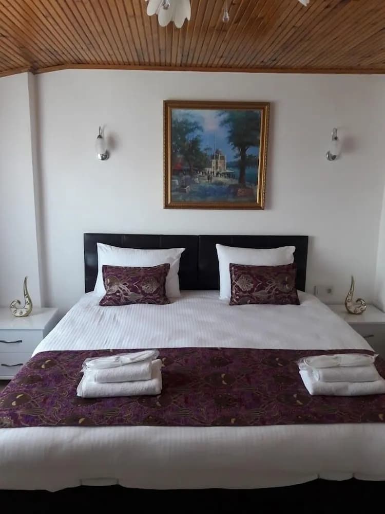 Golden Life Apart Otel