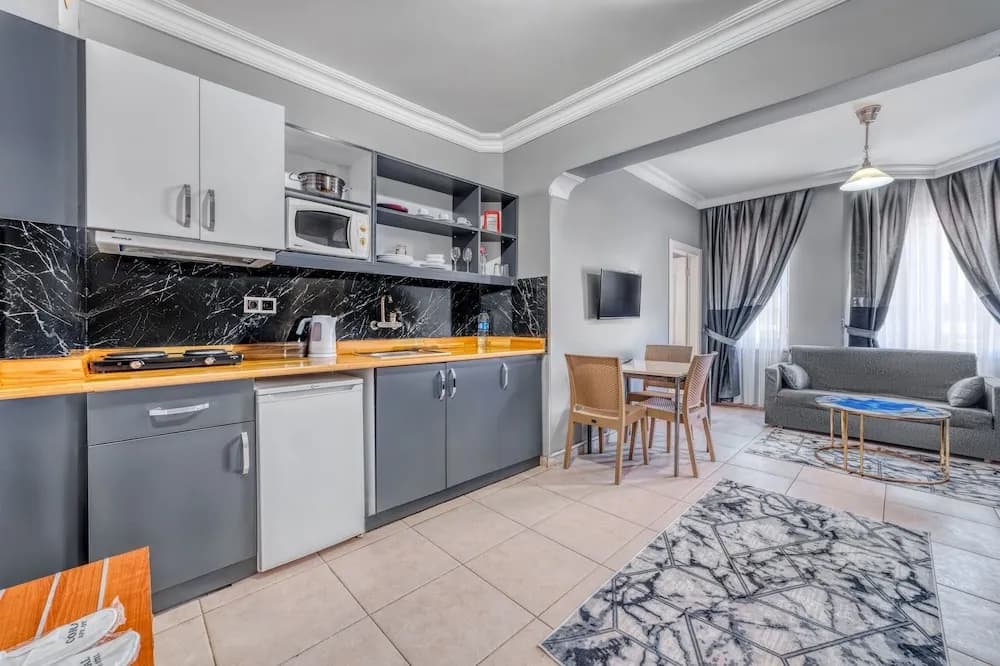 CLEOPATRA ICARIA APART HOTEL