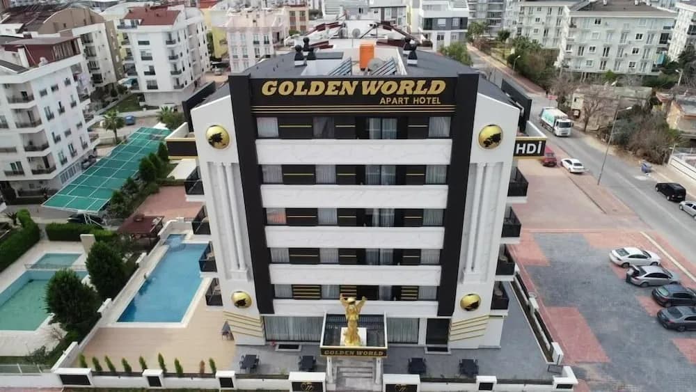 Golden World Suite Hotel