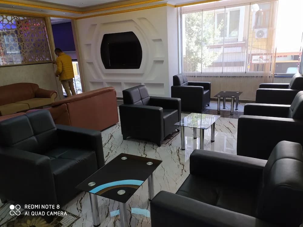 Lobi oturma alanı