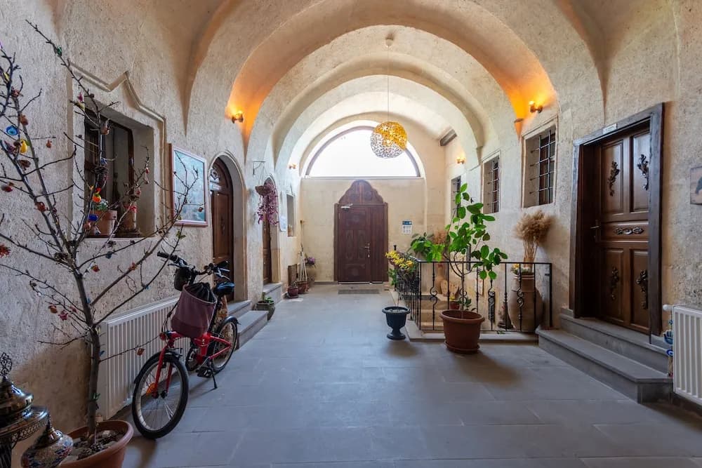 Lemon Cave Suites And Coffee House