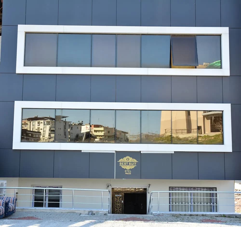 Best Suit Otel