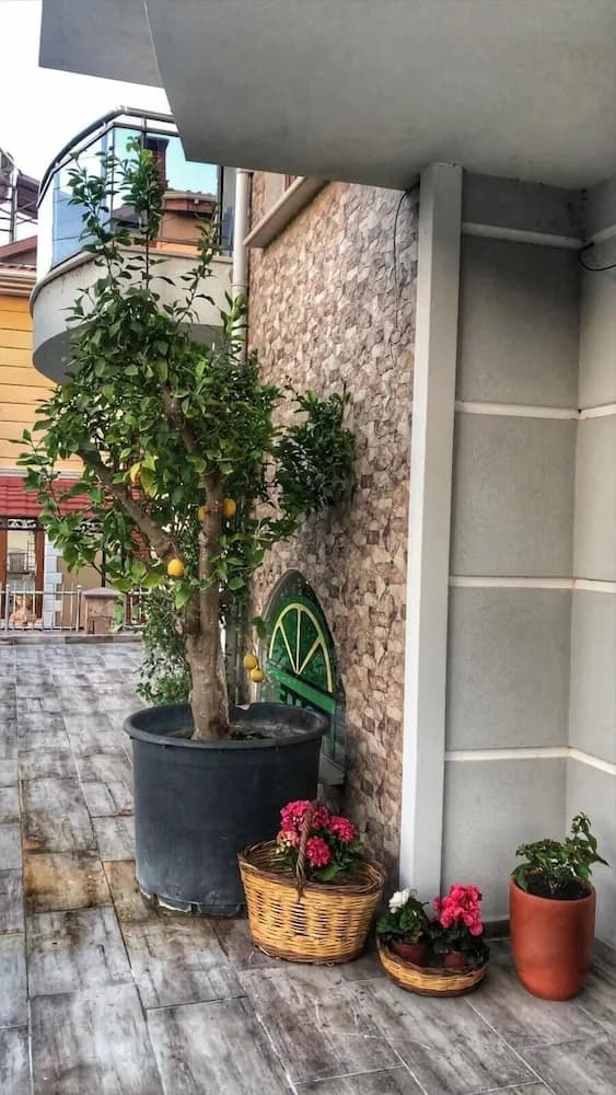 Cunda Limon Otel