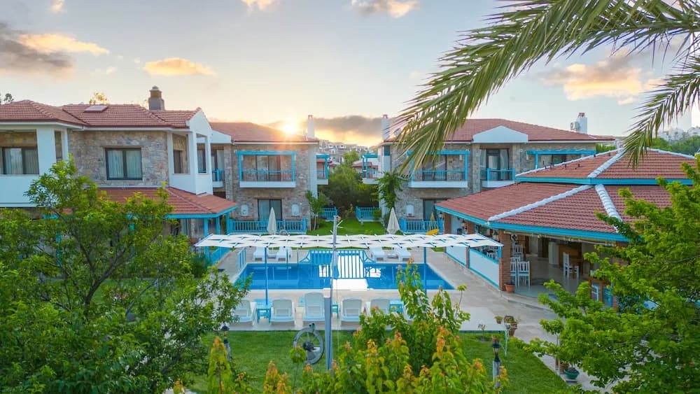 Ekinoks Otel