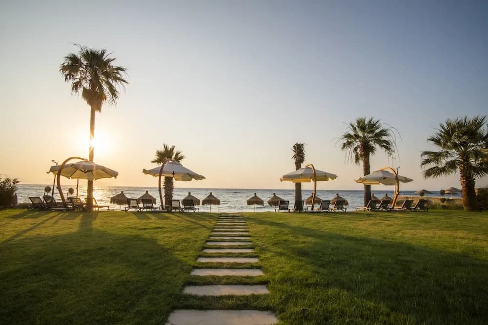 Maia Luxury Beach Hotel & Spa