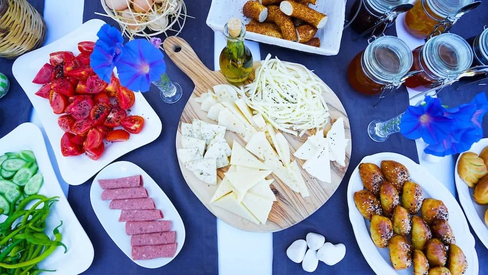 Açık büfe kahvaltı