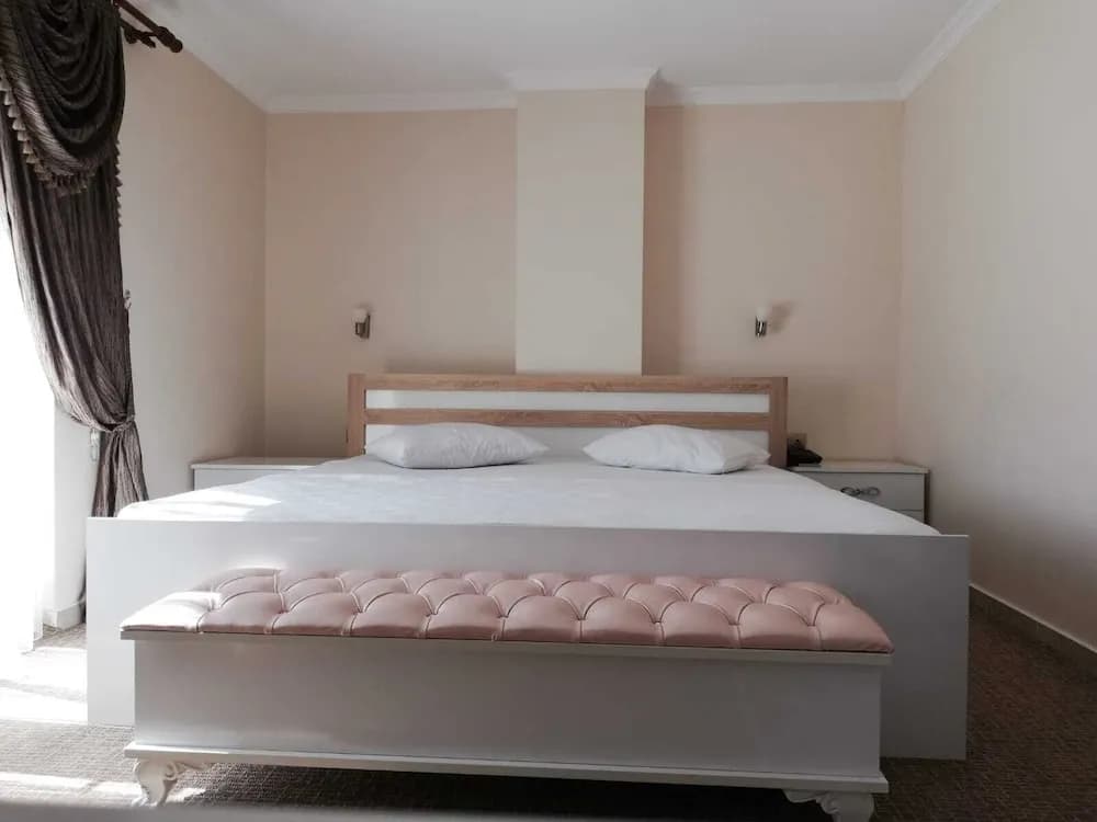 Otel Bostancı
