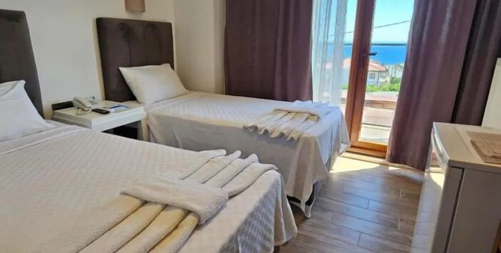 Limis Otel