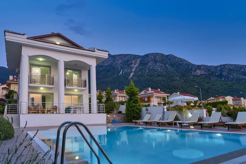 4 Yatak Odalı Lüks Villa Diamond
